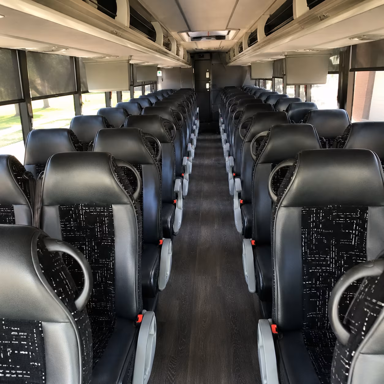 how distance and duration affect charter bus rates in bloomington minnesota